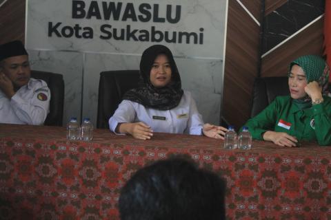Ketua Bawaslu Kota Sukabumi (Yasti Yustia Asih)